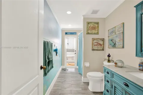 8916 SW 213th Street Cutler Bay FL 33189