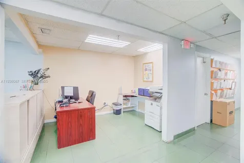 6860 NW 75th Street Medley FL 33166