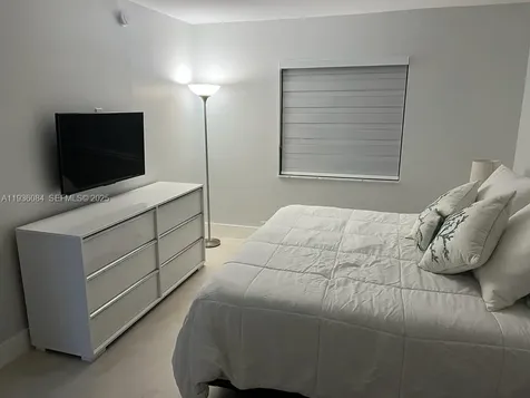 1541 S Ocean Boulevard Lauderdale By The Sea FL 33062