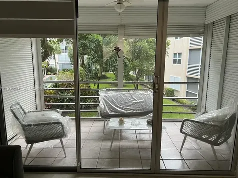 1541 S Ocean Boulevard Lauderdale By The Sea FL 33062
