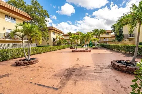 8600 SW 109th Avenue Miami FL 33173