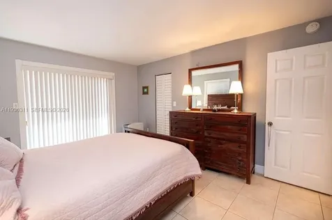 8600 SW 109th Avenue Miami FL 33173