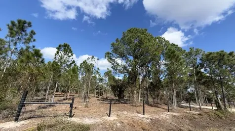 17975 NW 298 Street Okeechobee FL 34972