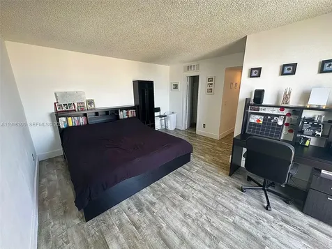 13499 Biscayne Boulevard North Miami FL 33181