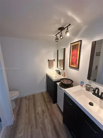 13499 Biscayne Boulevard North Miami FL 33181