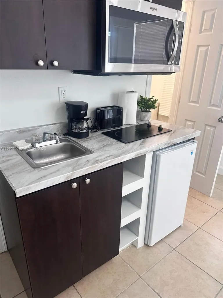 1265 SW 6th Street Miami FL 33135