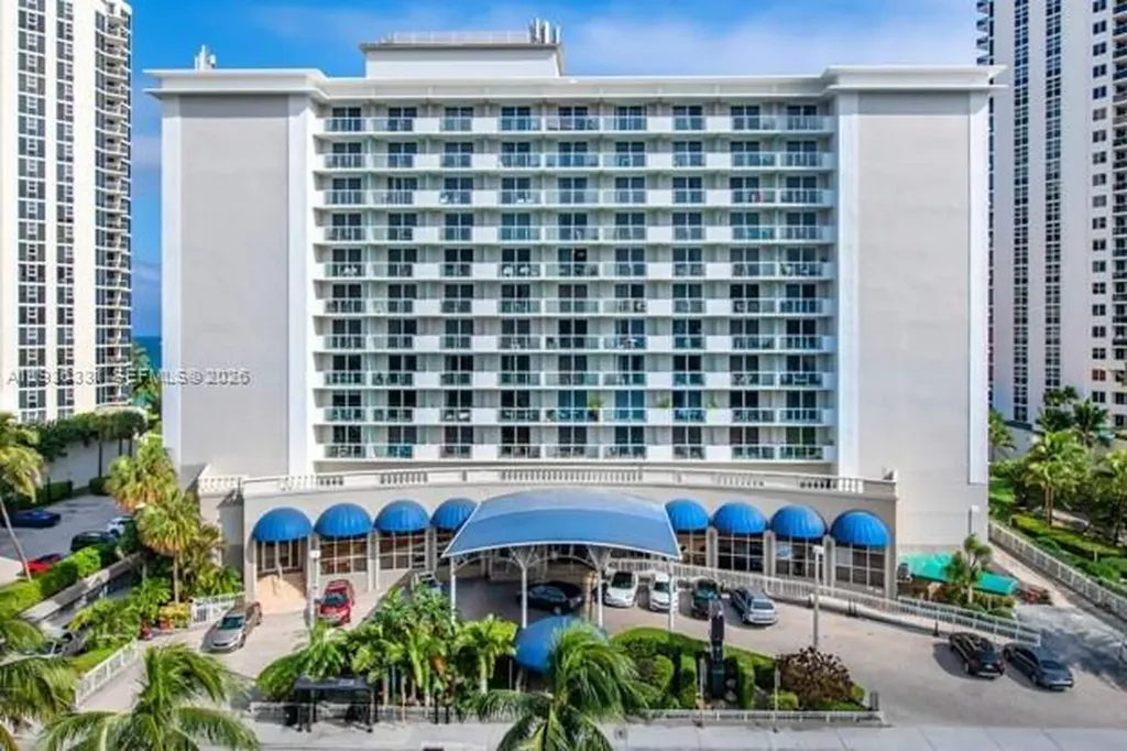 19201 Collins Avenue Sunny Isles Beach FL 33160