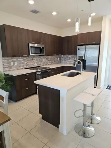 8301 NW 41st Street Doral FL 33166