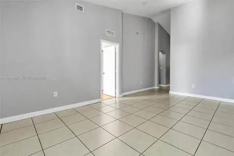 1543 SE 25th Street Homestead FL 33035