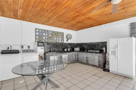 610 NW 16th Street Homestead FL 33030