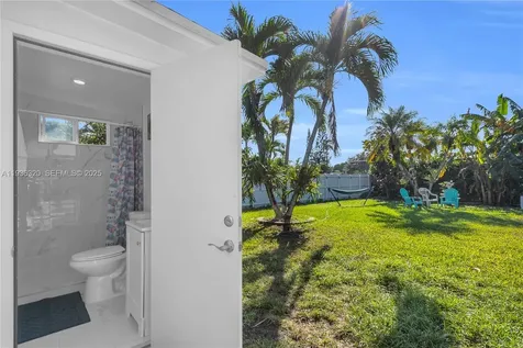 610 NW 16th Street Homestead FL 33030