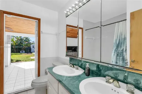 610 NW 16th Street Homestead FL 33030