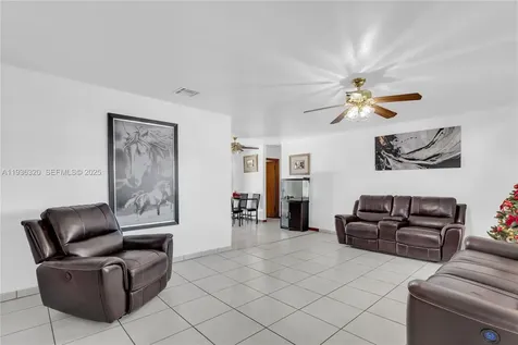 610 NW 16th Street Homestead FL 33030