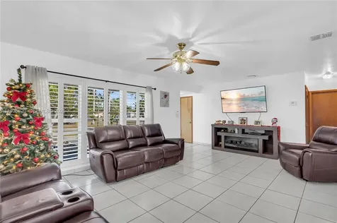 610 NW 16th Street Homestead FL 33030
