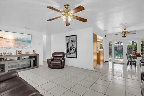 610 NW 16th Street Homestead FL 33030