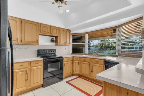 610 NW 16th Street Homestead FL 33030