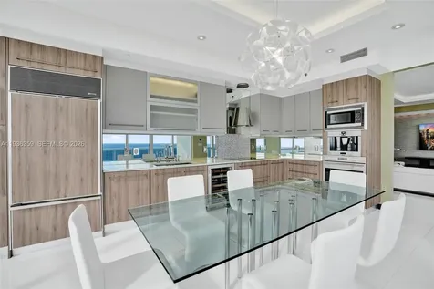 15811 Collins Avenue Sunny Isles Beach FL 33160