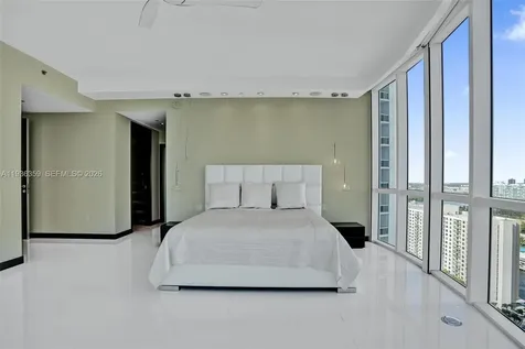 15811 Collins Avenue Sunny Isles Beach FL 33160