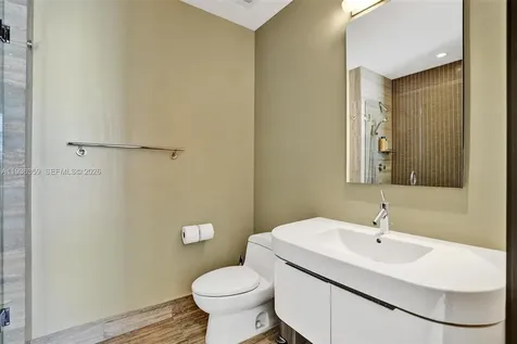 15811 Collins Avenue Sunny Isles Beach FL 33160