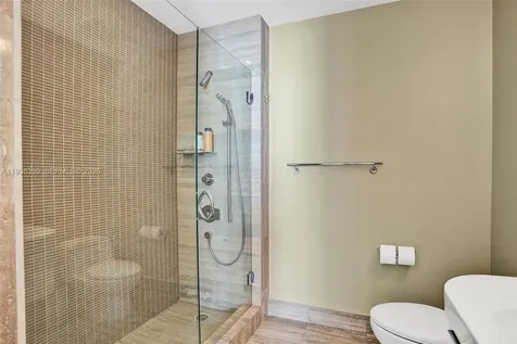 15811 Collins Avenue Sunny Isles Beach FL 33160
