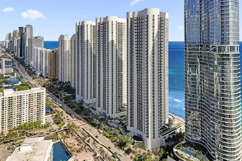 15811 Collins Avenue Sunny Isles Beach FL 33160