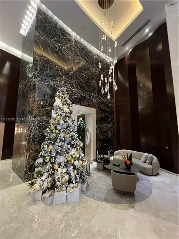 15811 Collins Avenue Sunny Isles Beach FL 33160