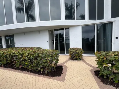 15811 Collins Avenue Sunny Isles Beach FL 33160