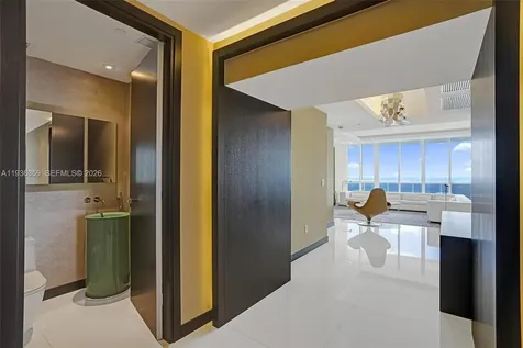 15811 Collins Avenue Sunny Isles Beach FL 33160