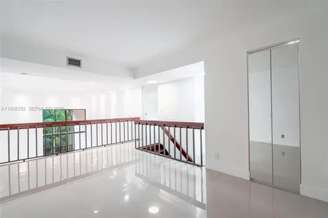 20347 W Country Club Drive Aventura FL 33180