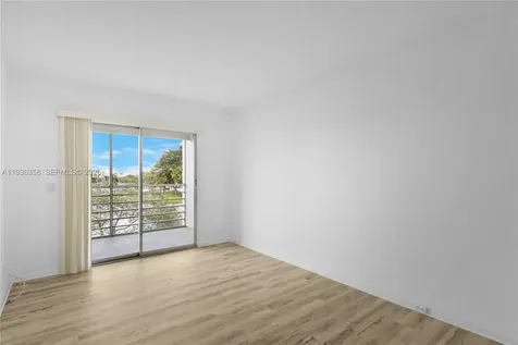 3030 Lincoln B Boca Raton FL 33434