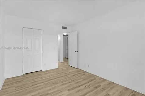 3030 Lincoln B Boca Raton FL 33434
