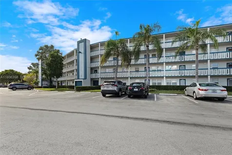 3030 Lincoln B Boca Raton FL 33434