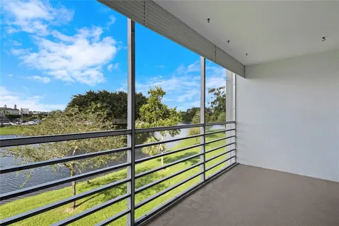3030 Lincoln B Boca Raton FL 33434