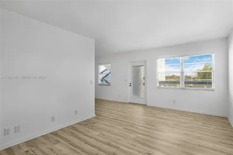 3030 Lincoln B Boca Raton FL 33434
