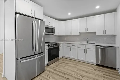 3030 Lincoln B Boca Raton FL 33434