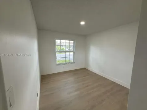 9001 Jacaranda Lane Plantation FL 33324