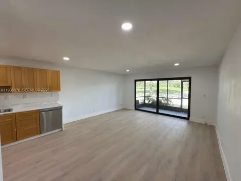 9001 Jacaranda Lane Plantation FL 33324