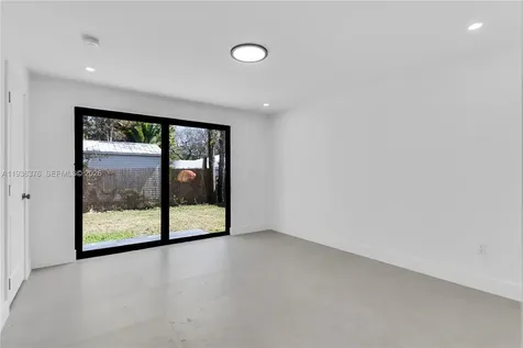 6421 SW 59th Avenue South Miami FL 33143