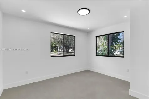6421 SW 59th Avenue South Miami FL 33143