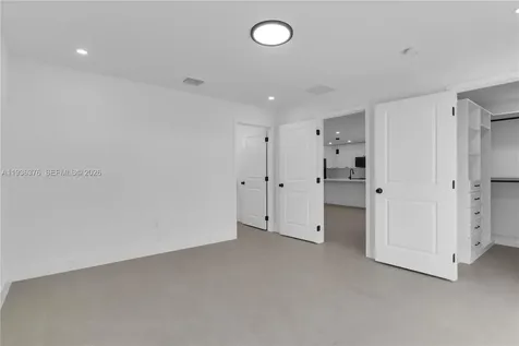 6421 SW 59th Avenue South Miami FL 33143