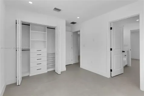 6421 SW 59th Avenue South Miami FL 33143