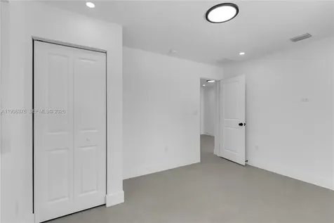 6421 SW 59th Avenue South Miami FL 33143