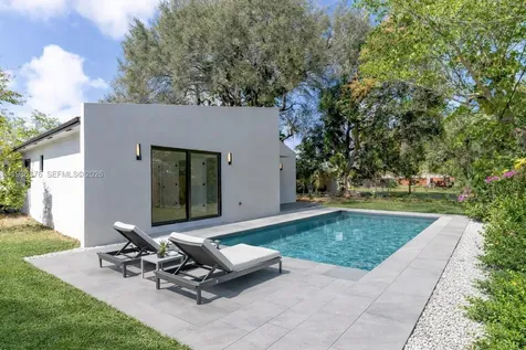 6421 SW 59th Avenue South Miami FL 33143