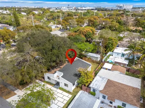 6421 SW 59th Avenue South Miami FL 33143