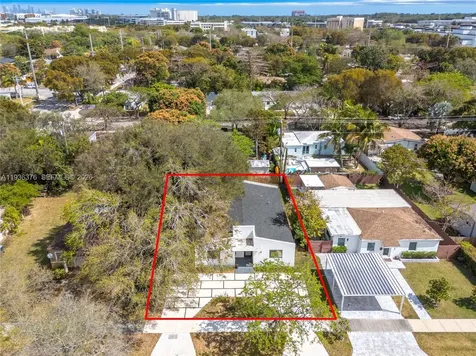 6421 SW 59th Avenue South Miami FL 33143