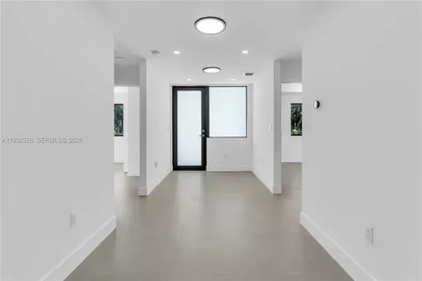 6421 SW 59th Avenue South Miami FL 33143