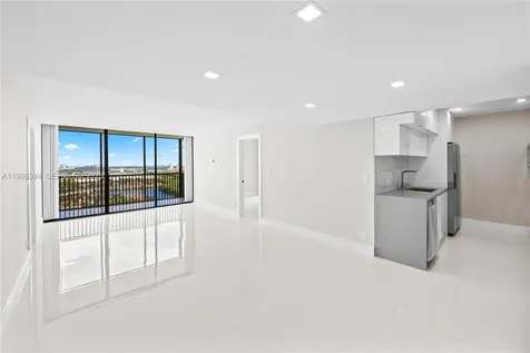 20379 W Country Club Drive Aventura FL 33180