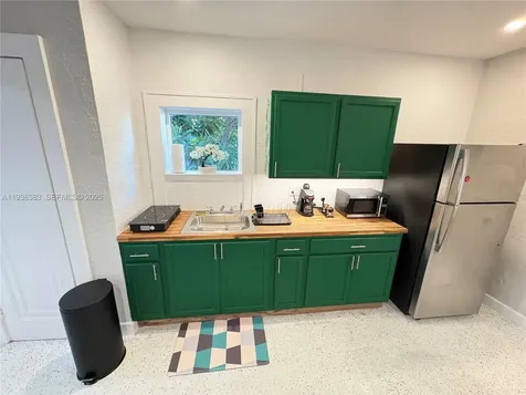 1901 SW SW 9 Street Miami FL 33135