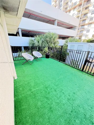 1901 SW SW 9 Street Miami FL 33135
