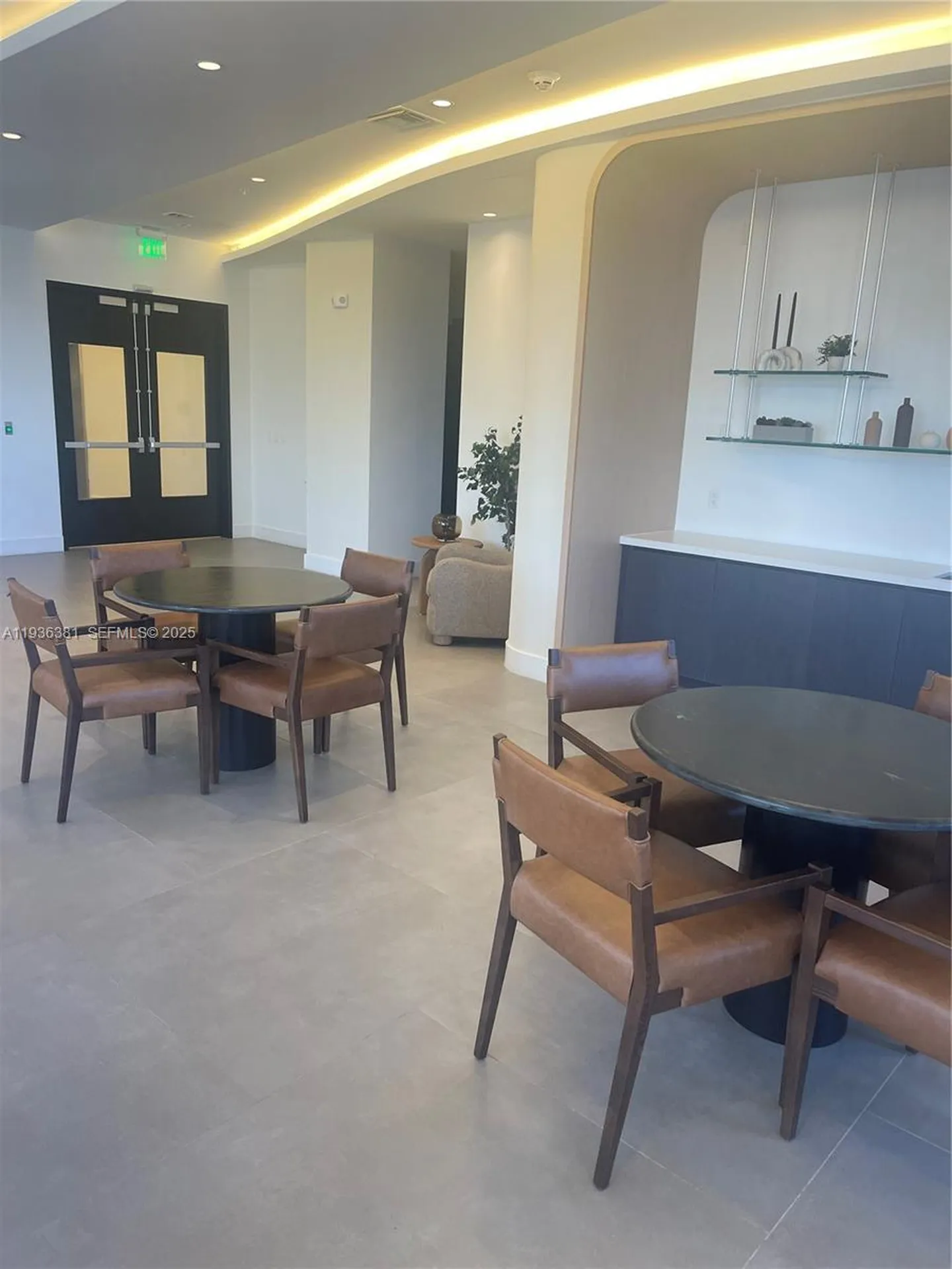 4465 SE Griffin Road Hollywood FL 33314